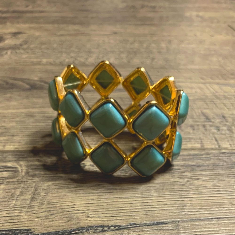 Chunky Turquoise Stone & Faux Gold One Size Fit All Stretch Statement Bracelet